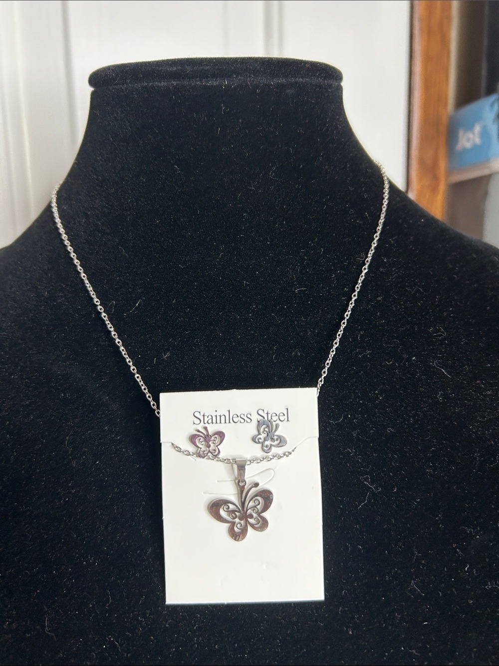Silver Butterfly Necklace & Earring Set - Elegant Stainless Steel 17”